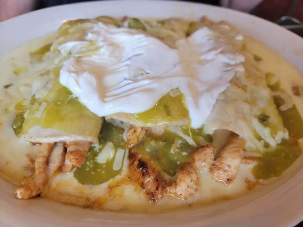 Chicken Fajita Enchiladas Verdes